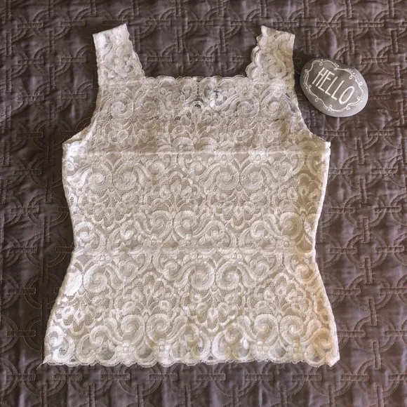 Karen Kane three tiered lace tank top - Picture 2 of 11